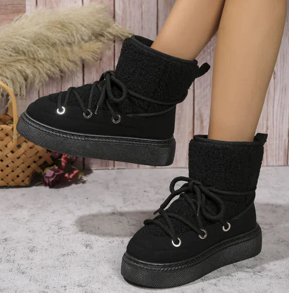 Cozy Lace-up Snow Boots: Step Into Style and Warmth This Winter!