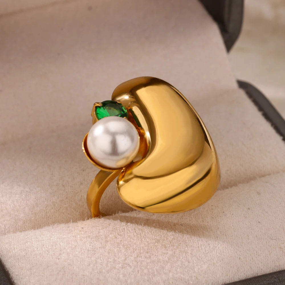 Elegant Colorful Heart Zircon Ring - Luxury Gold Plated Design for Every Occasion