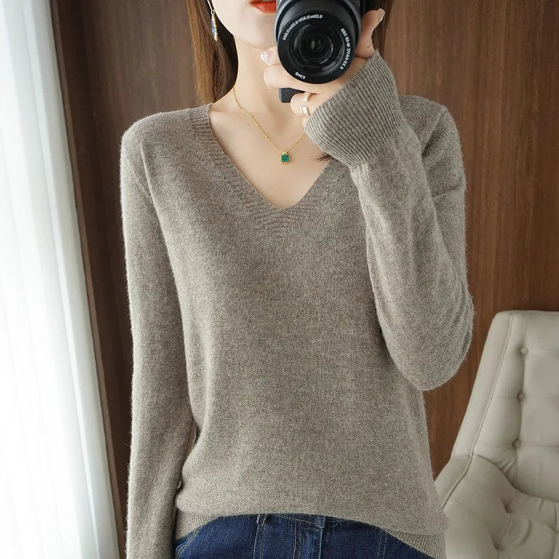 Luxurious Cashmere V-neck Pullover Sweater - Embrace Comfort in Style