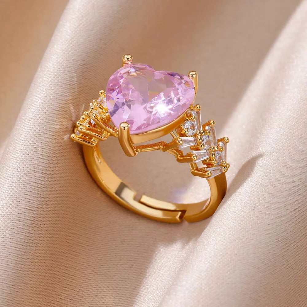 Elegant Colorful Heart Zircon Ring - Luxury Gold Plated Design for Every Occasion