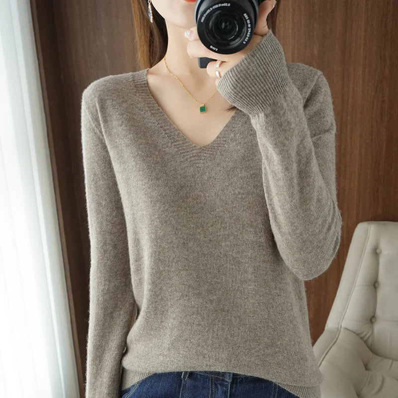 Luxurious Cashmere V-neck Pullover Sweater - Embrace Comfort in Style