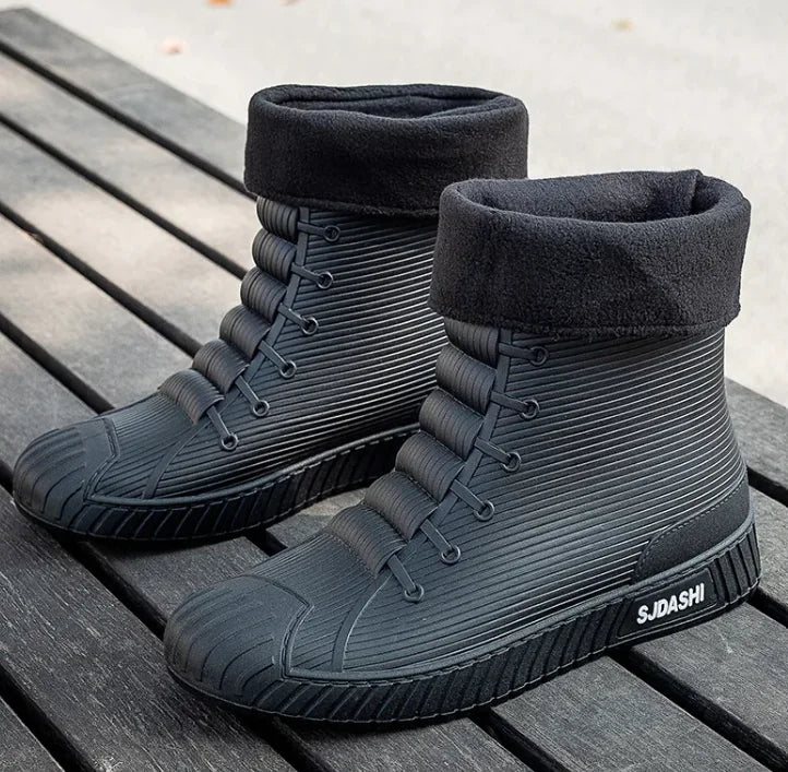 Aqua Fleece Short Boots – Cozy Waterproof Comfort for Your Feet