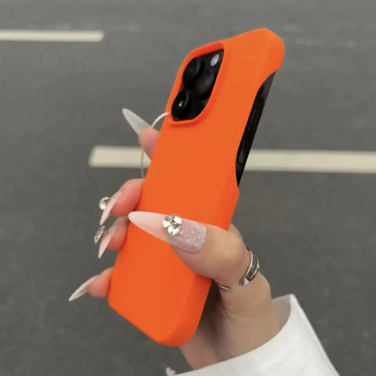 Half-Pack Graphite Phone Case - Stylish Protection for Your iPhone