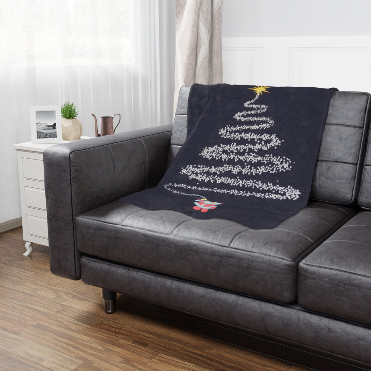 Cozy Up This Holiday with Our Christmas Tree Microfiber Blanket