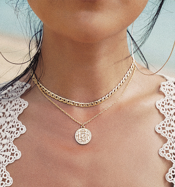 Discover Timeless Charm with Our Vintage Coin Pendant Necklace