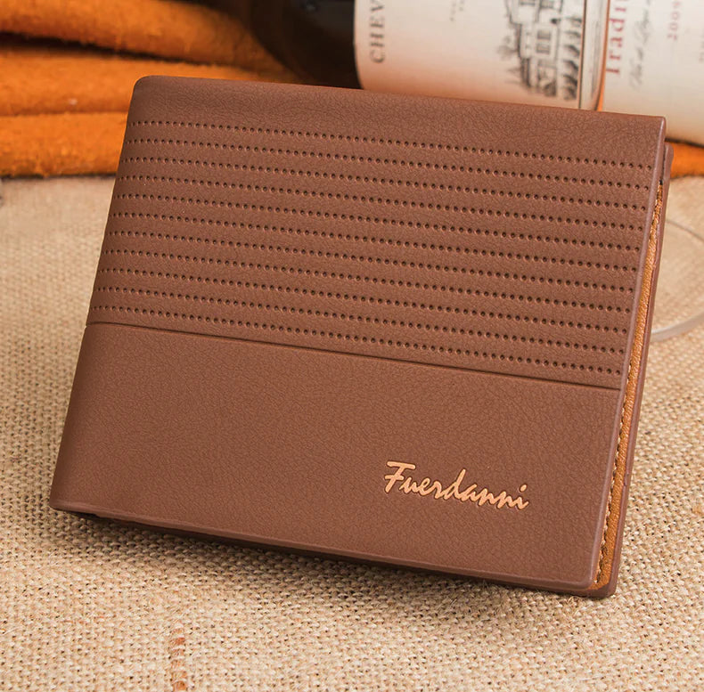 Men's Bifold Leather Wallet: Your Stylish Companion for Every Occasion