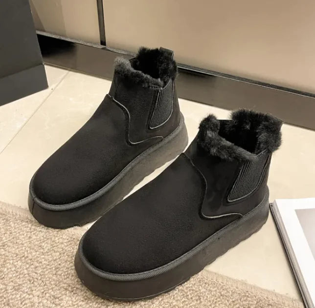 Elevate Your Winter Experience with Women's Plush Snow Boots