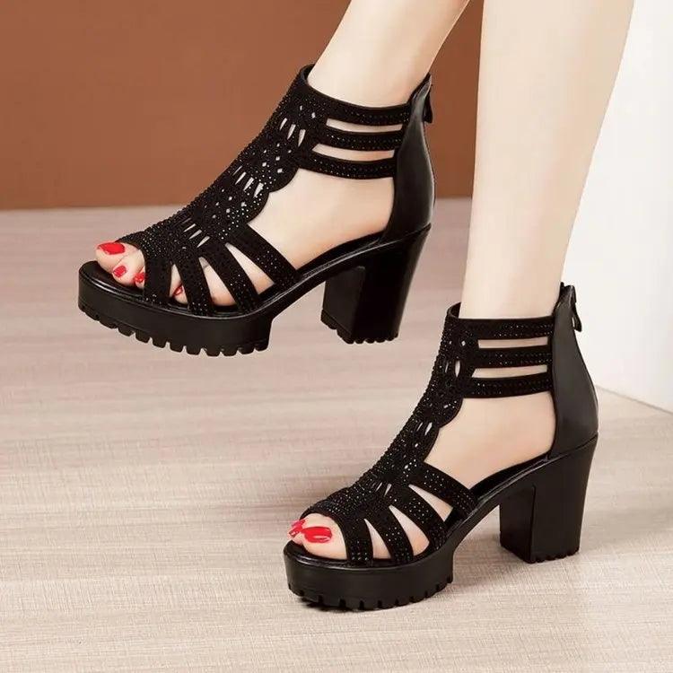 Comfortable Women's Wedge Sandals - Stylish Hollow-Out Design for Everyday Elegance