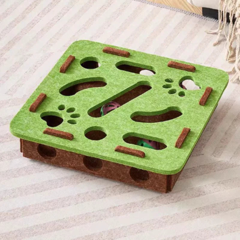 Interactive Cat Puzzle Toy – Fun Felt Maze with Bell Ball for Engaging Playtime