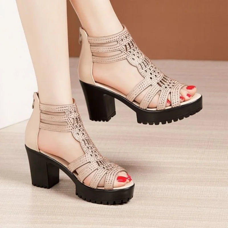 Comfortable Women's Wedge Sandals - Stylish Hollow-Out Design for Everyday Elegance