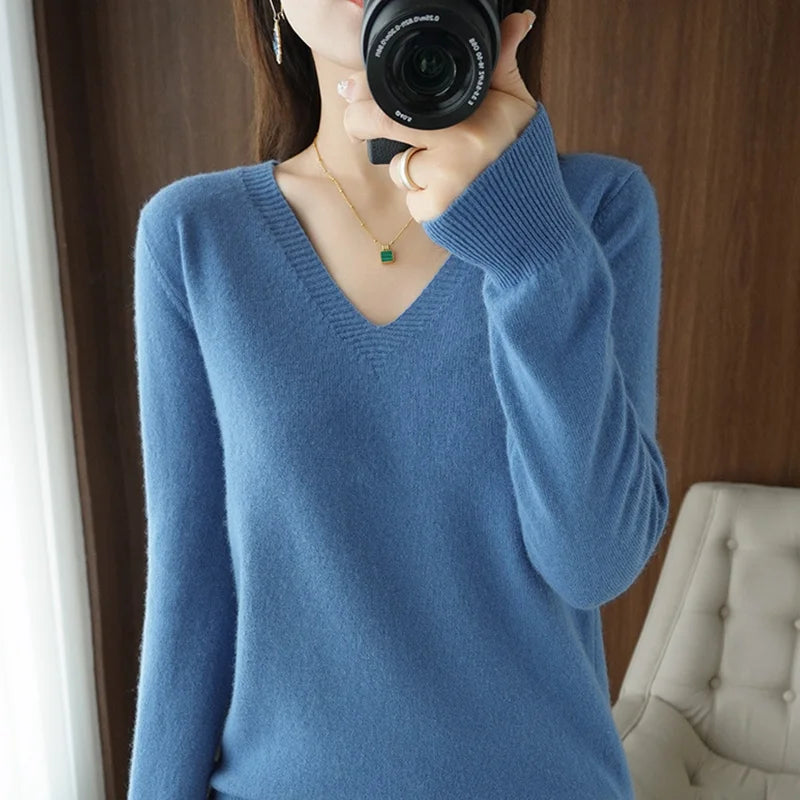 Luxurious Cashmere V-neck Pullover Sweater - Embrace Comfort in Style