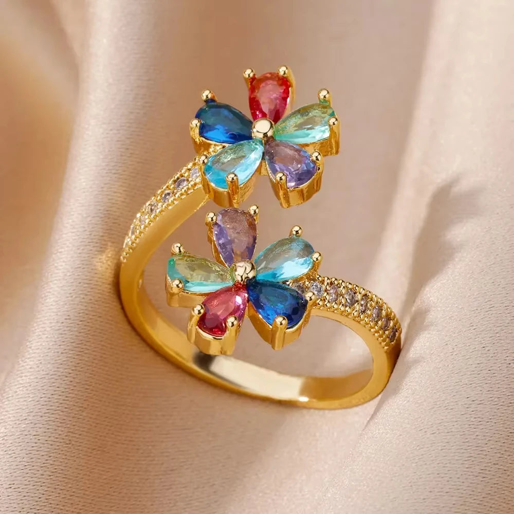 Elegant Colorful Heart Zircon Ring - Luxury Gold Plated Design for Every Occasion