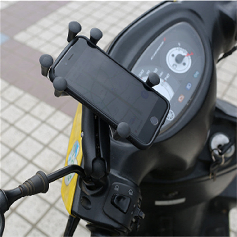 Adjustable Phone Holder for Bikes: A Must-Have for Every Cyclist and Motorcyclist
