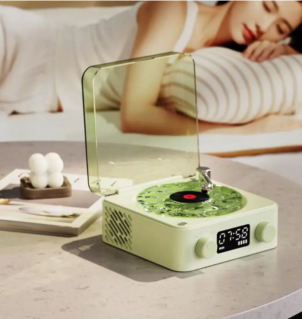 Multi-Function Retro Record Player: Rediscover Vinyl with Modern Convenience