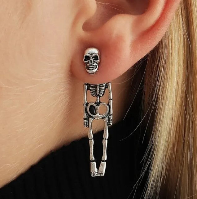 Gothic Skull Earrings – Eerie Elegance for Halloween and Beyond