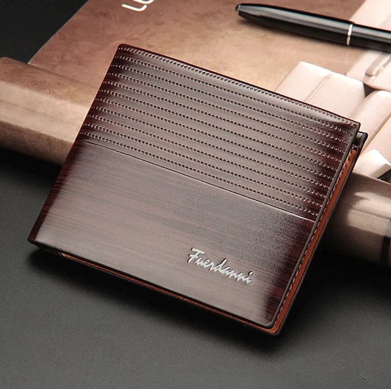 Men's Bifold Leather Wallet: Your Stylish Companion for Every Occasion