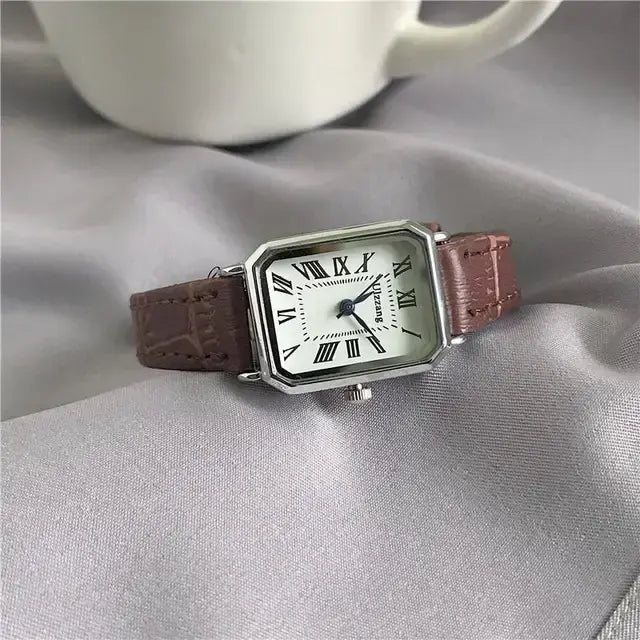 Retro Women's Leather Watches - Elevate Your Style with Timeless Elegance