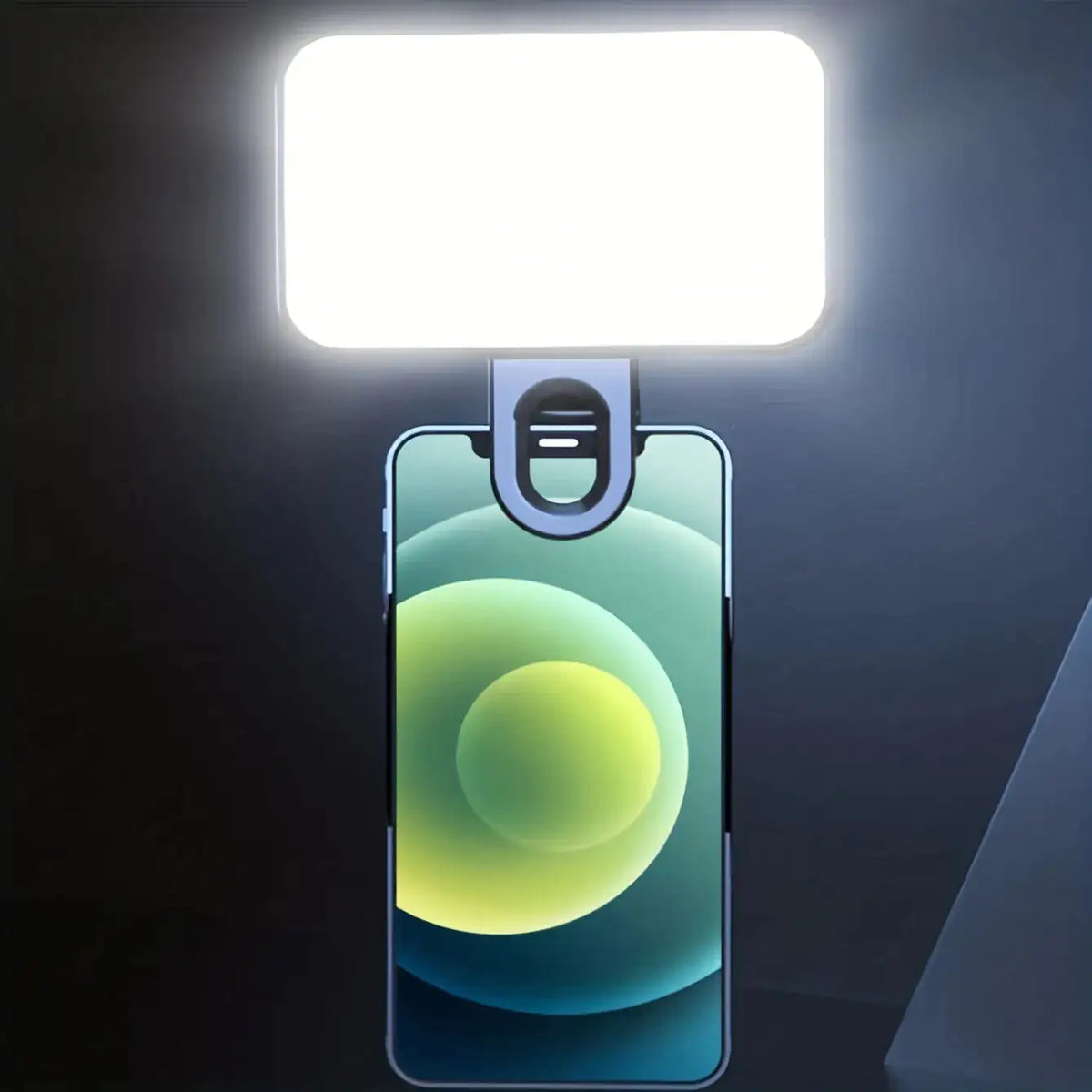 Ultimate Clip-on Selfie Light: Elevate Your Selfies to New Heights
