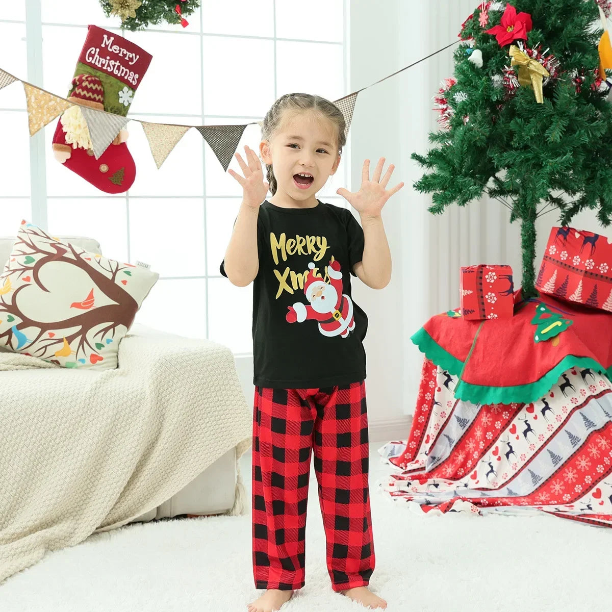 Cozy Merry Family Christmas Pajamas Set – Create Unforgettable Holiday Memories
