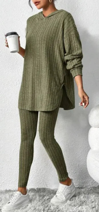 Cozy Autumn Loose-fitting Hoodie: Your Perfect Layer for Chilly Days