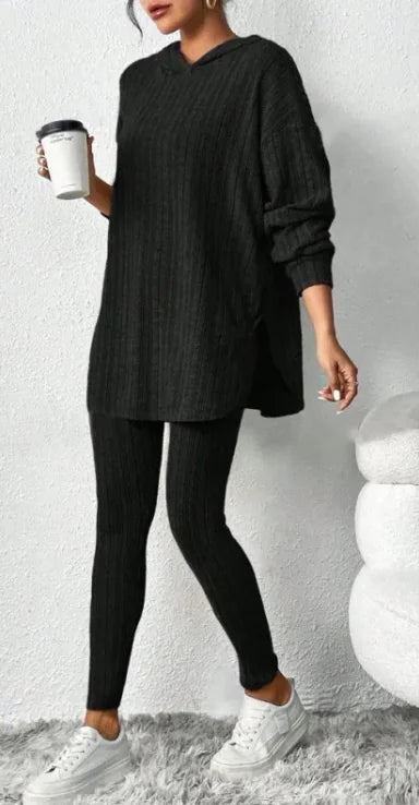 Cozy Autumn Loose-fitting Hoodie: Your Perfect Layer for Chilly Days